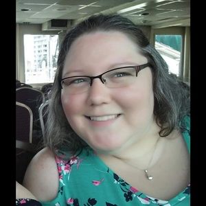 Meet your Posher, Amanda